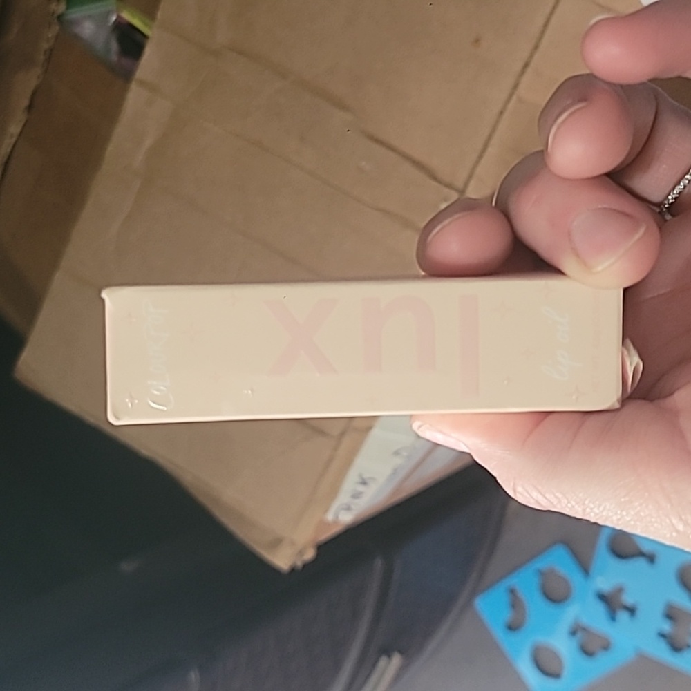 Lux Lip OilSuper-Nourishing Lip Oil Rasberry Mojito NIB - Picture 2 of 3
